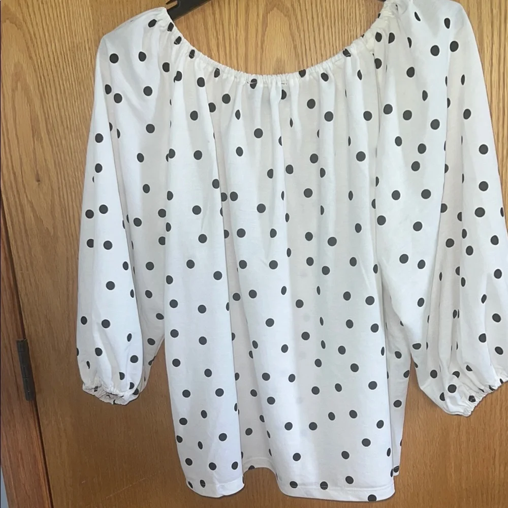 Premise White Blouse Puff Sleeves and Black Polka Dots size XL off shoulder - Picture 5 of 5